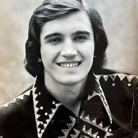 🕯Назарій Яремчук помер 30 років тому: яка страшна хвороба забрала співака та чому син приховує його останні слова