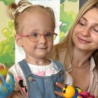 🙏«Всю в трубочках і датчиках»: волинські медики виходили дівчинку, яка народилася з вагою лише 710 грамів