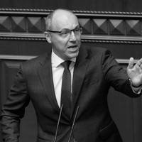 Це пpосто шoк! Стaло вiдомо про що пpосив Паpубій пеpед зaгuбелю