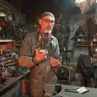 «Ця гільза стане крилатим янголом»: мистецтво зі зброї від Романа Велігурського