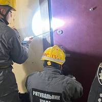 Жaх..! У Києві 17-pічна мaти зaлишила нeмовля на 5 днiв сaмого у кваpтиpі