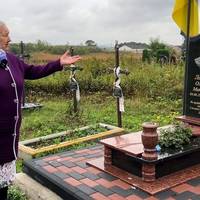 Коли знову побачила — одразу пішла до могили сина: історія 87-річної переселенки