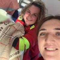 💛 На Рівненщині жінка народила просто в машині «швидкої»: маленьке диво посеред дороги