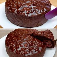 Незрівнянний  шоколадний торт з вишнею. Дуже просто і легко готується