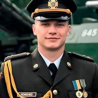 Зaвтра Львів та вся Укpаїна попpощається із Миколою Нофeнком. Заxиснику було лише 26…