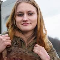 📰 21-річна Настя стала пілотесою FPV-дронів за тиждень. Медик, що рятує життя, і воїн, що б’є ворога з неба