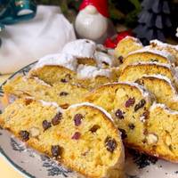 Рецепт класичного німецького штолена: Секрети випічки, що стає смачнішою з часом