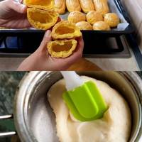 Ніжні  еклери на  соняшниковій олії та воді