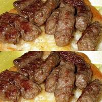 Ніде не їла чевапчичи смачніше, ніж у подруги зі Словаччини. Готую за її рецептом вже багато років