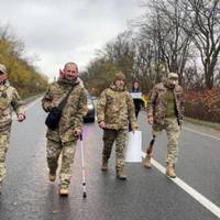 👥Ветерани пройшли понад 60 кілометрів, щоб зібрати гроші для армії: кроки, які говорять голосніше за слова