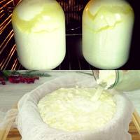 Коли мені хочеться дійсно смачного сиру, я готую його сама, в духовці (простий рецепт домашнього сиру)