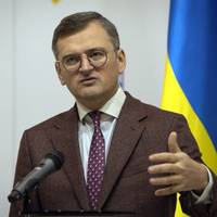 Отримаю повістку – піду. Я не пішов добровольцем, тому що 2,5 роки займався війною.