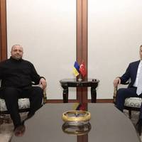 Міністр Умєров провів у Туреччині переговори щодо полонених